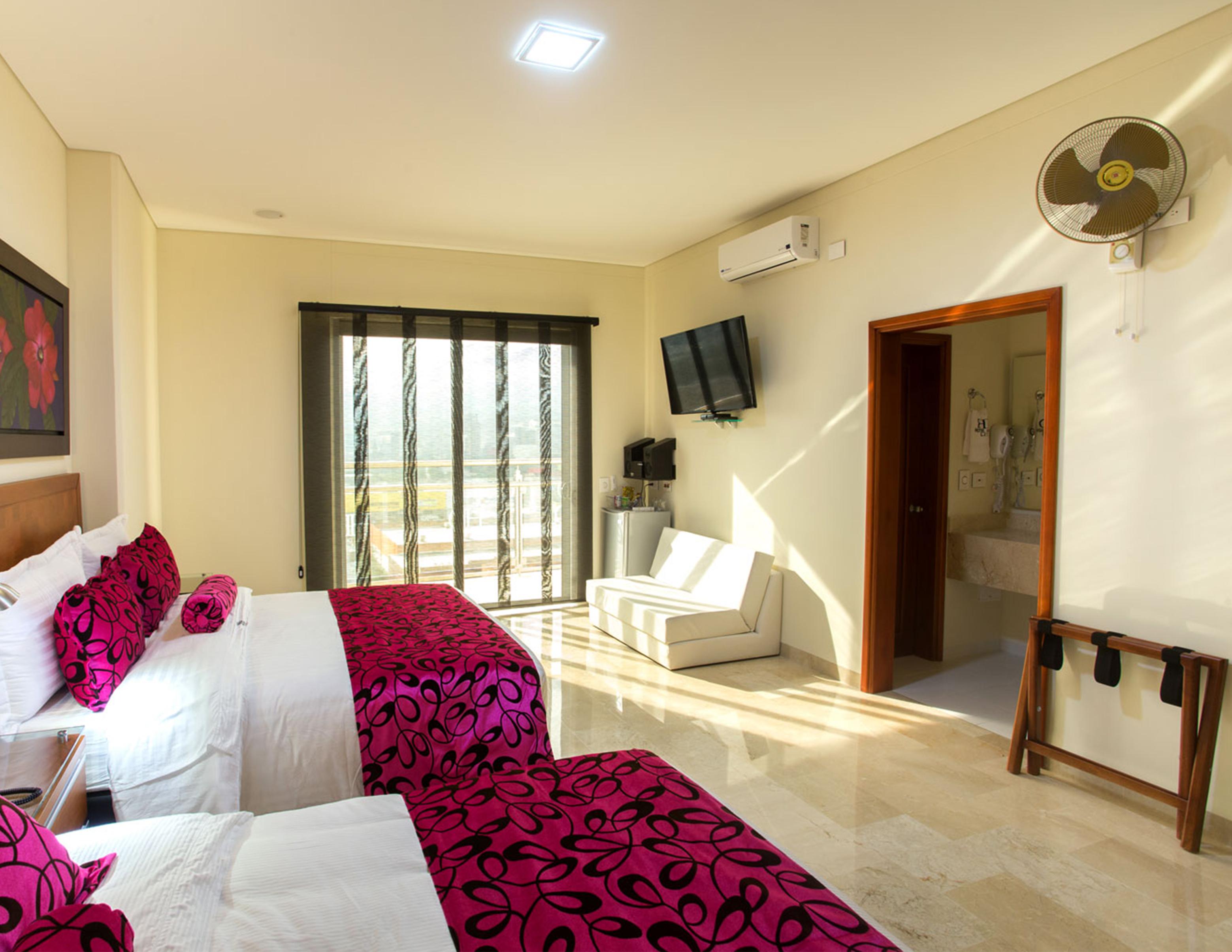 Hotel Dorado La 70 Medellin Bagian luar foto