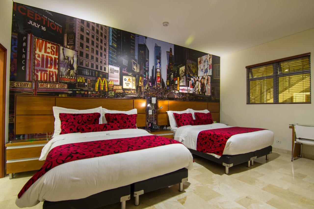 Hotel Dorado La 70 Medellin Bagian luar foto